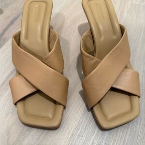 Elegant Tan Women's Slide Sandals